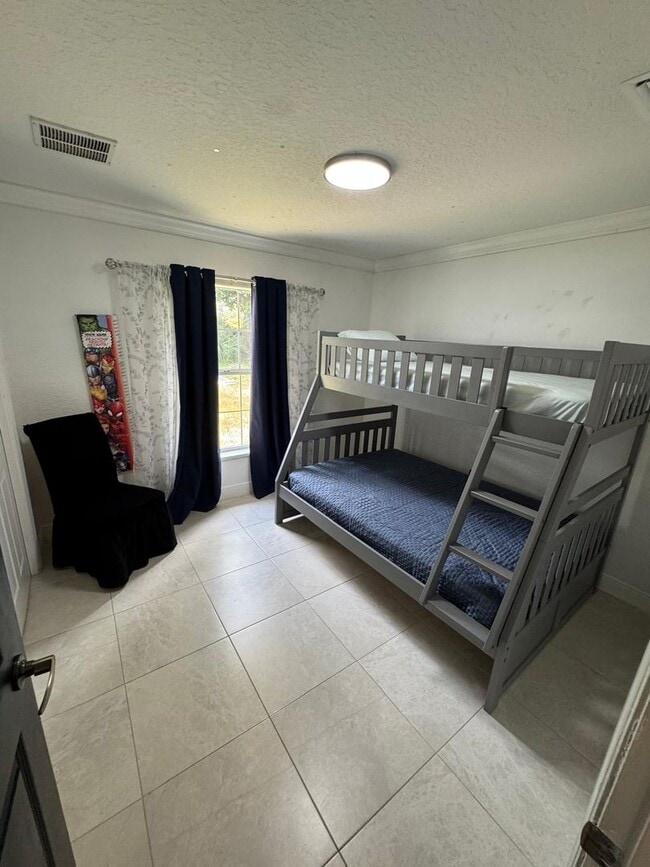 Building Photo - COMING SOON 3-2 Stunning House