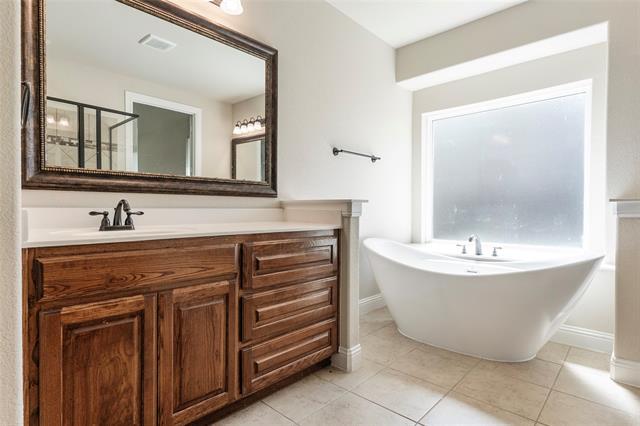 Building Photo - 4802 Comstock Way