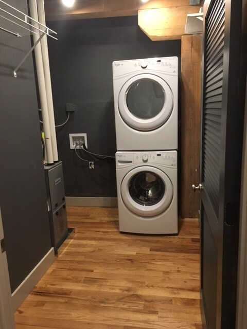 Unit 403 Laundry Room - 146 S River Ave