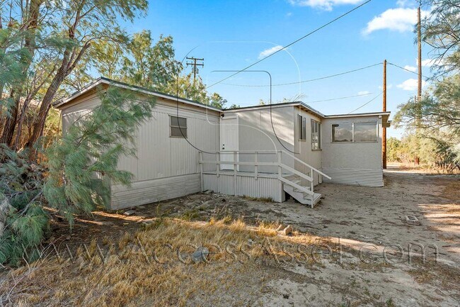 Building Photo - Affordable 2 Bedroom with Yard Space & Functional Layout