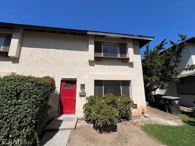 Building Photo - 710 N Adele St