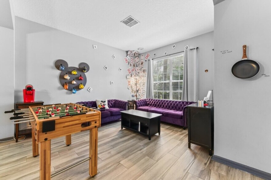 Building Photo - 8401 Secret Key Cove