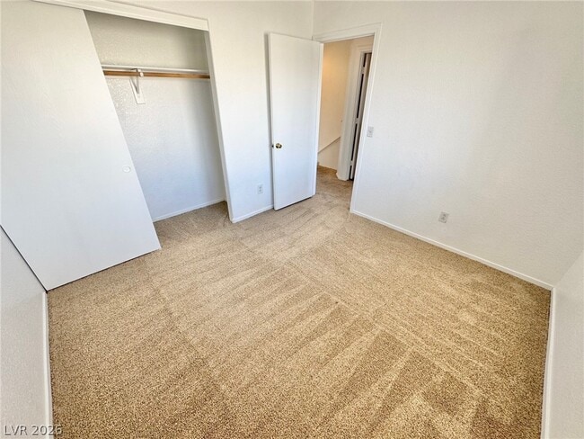 Building Photo - 3383 Sparrow Heights Ave