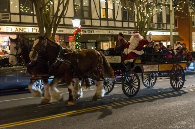 Building Photo - 38 Olcott Way