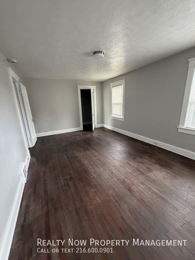 Building Photo - 3348 W 100th St