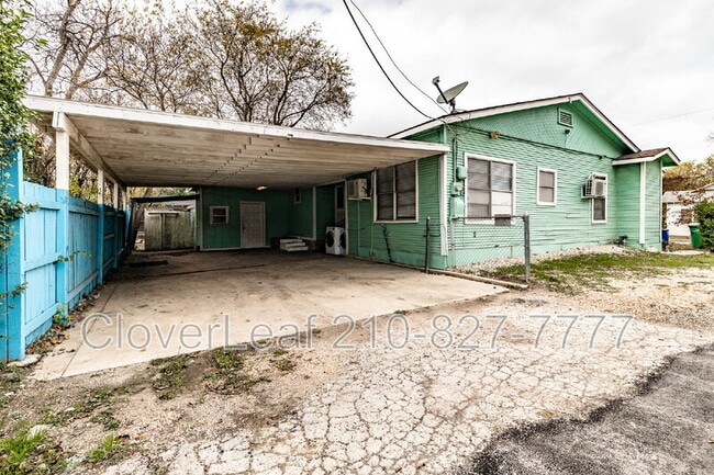 Building Photo - 3402 W Travis St