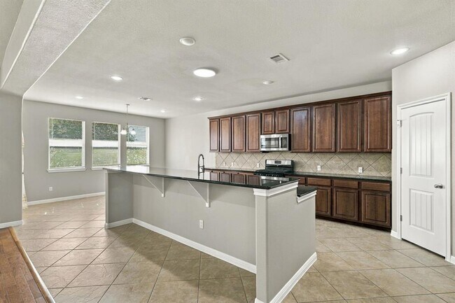 Building Photo - 17805 Silent Harbor Loop