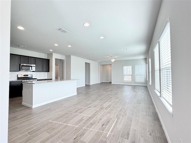 Building Photo - 18104 Emu Ln