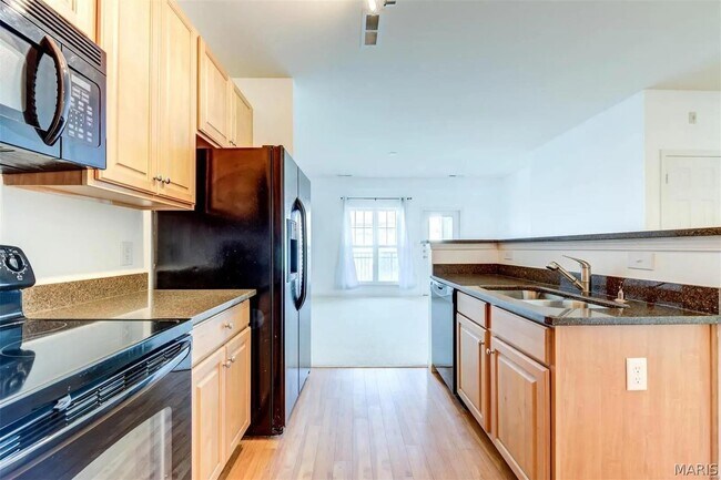 Building Photo - 1270 Strassner Dr