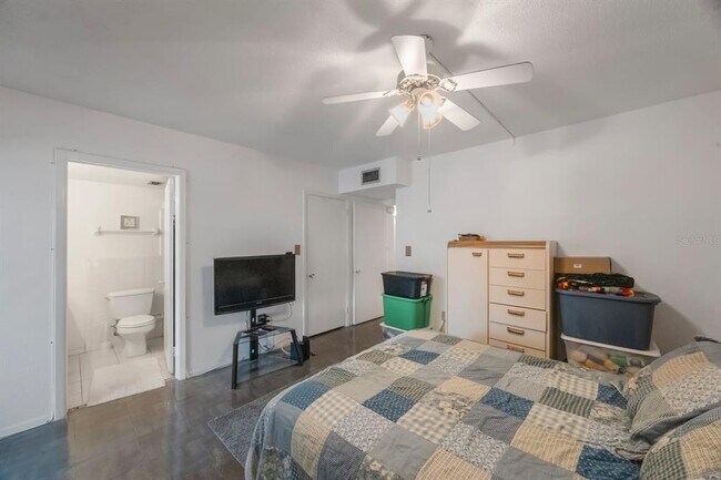 Building Photo - 9945 47th Ave N