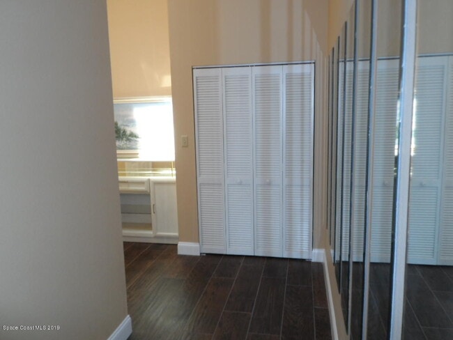 Building Photo - 750 S Orlando Ave