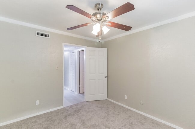 Building Photo - 3117 San Diego Dr