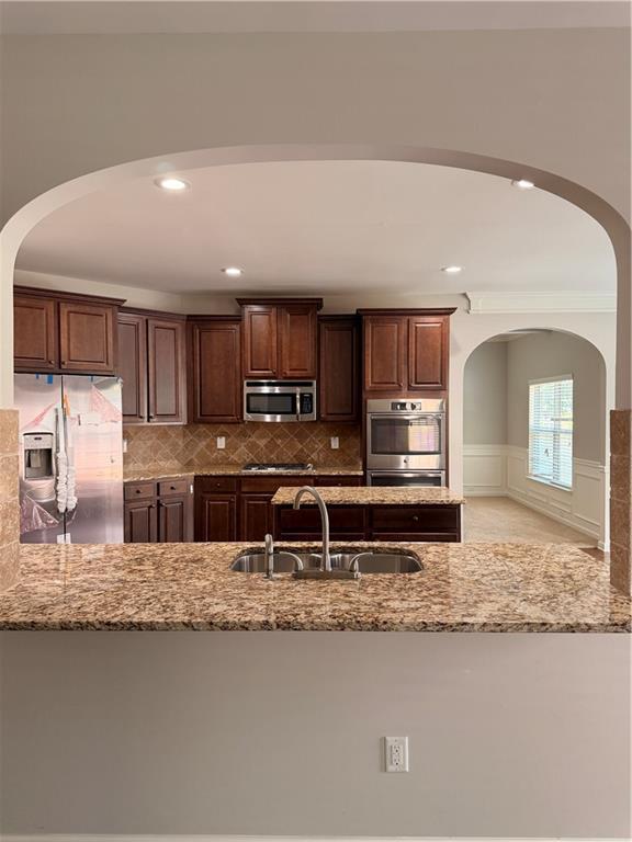 Building Photo - 559 Madison Park