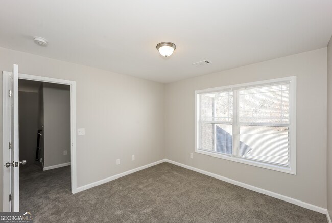 Building Photo - 1559 Persimmon Trce