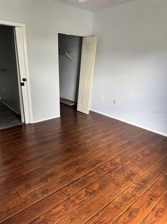 Building Photo - 3366 Mermoor Dr