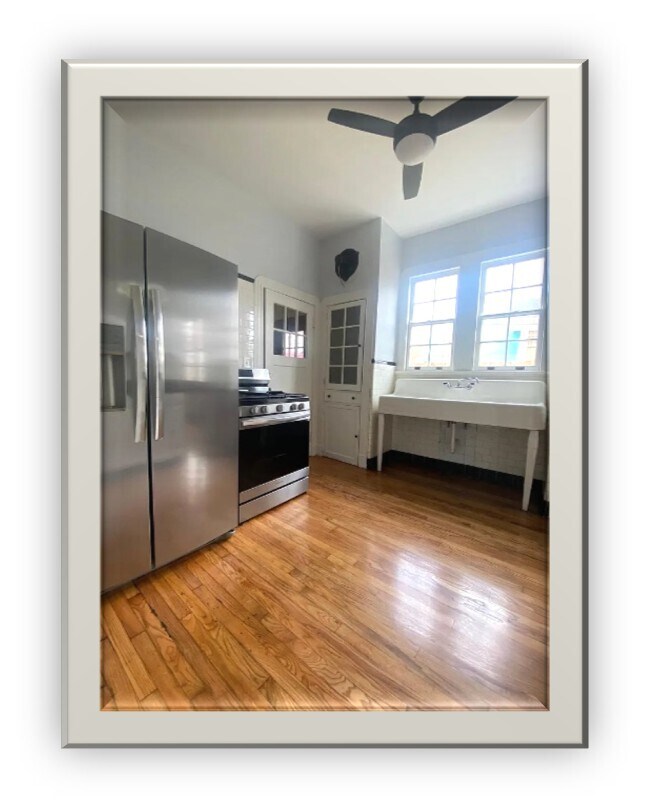 Kitchen - 2820 Dublin St