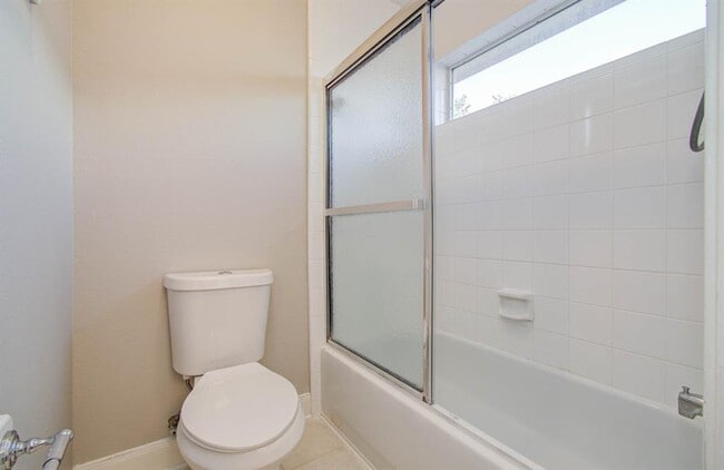 Building Photo - 2210 Waters Edge Ln