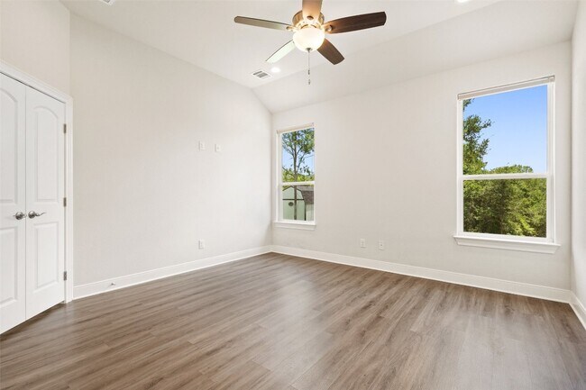 Building Photo - 129 Diamond Head Dr