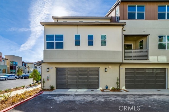 Building Photo - 11037 Serene Dr
