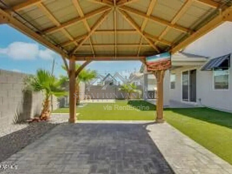 Building Photo - 37755 N Bentgrass Rd