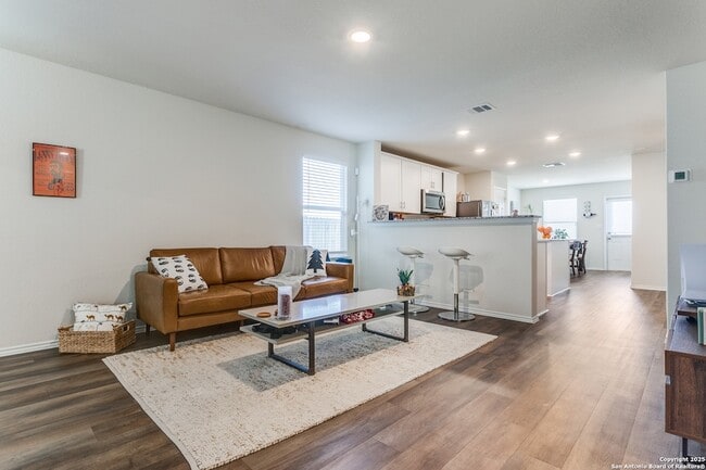 Building Photo - 5911 Bluestem Wy