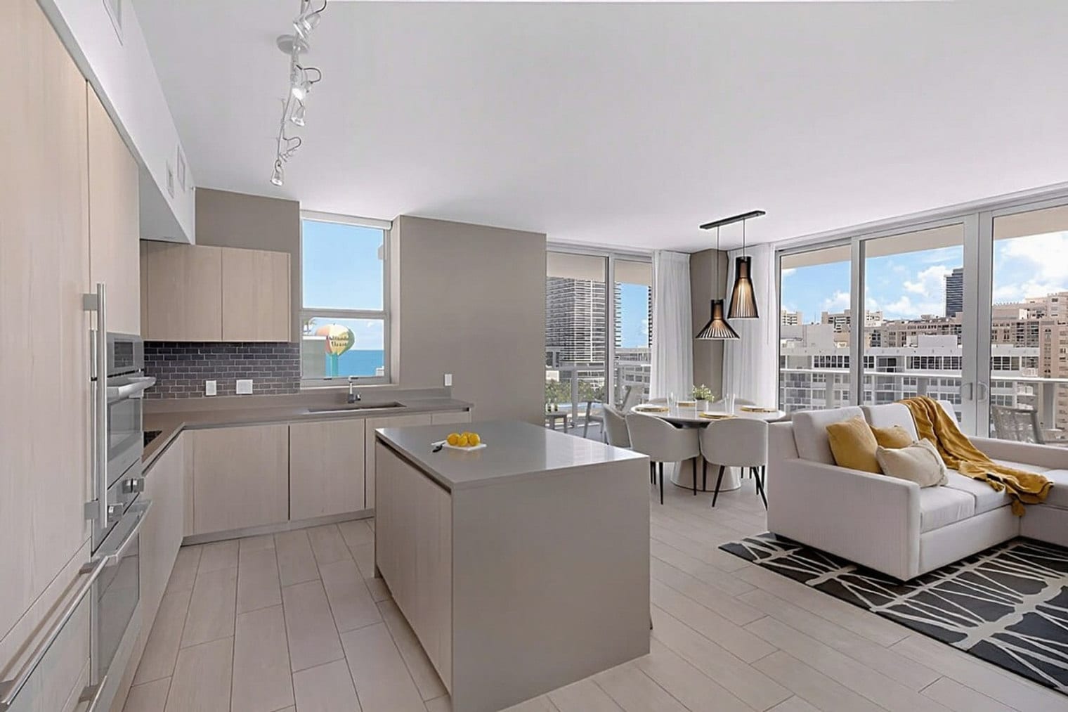 Building Photo - 4010 S Ocean Dr