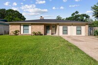 Building Photo - 15311 Old Creek Rd