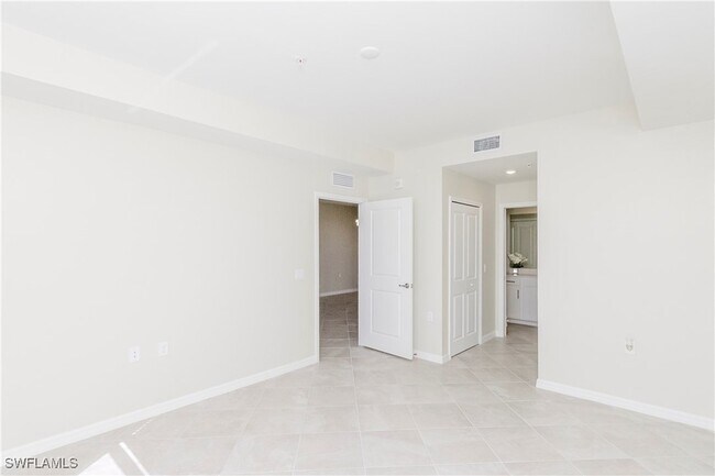 Building Photo - 5583 Double Eagle Cir