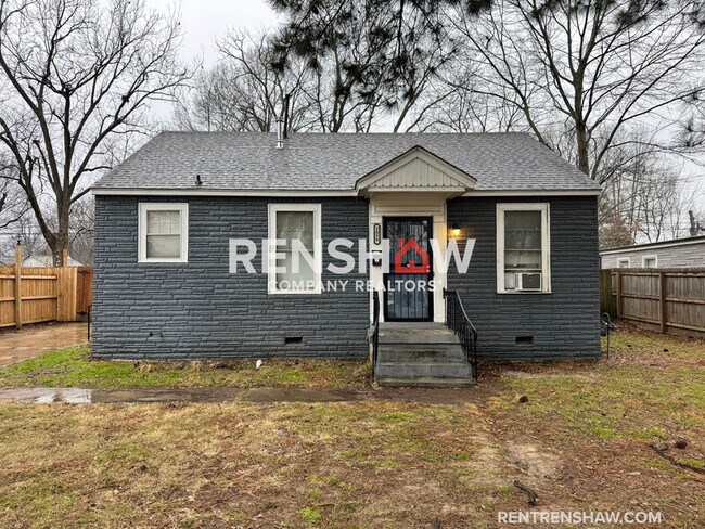 Building Photo - 1059 Maria St