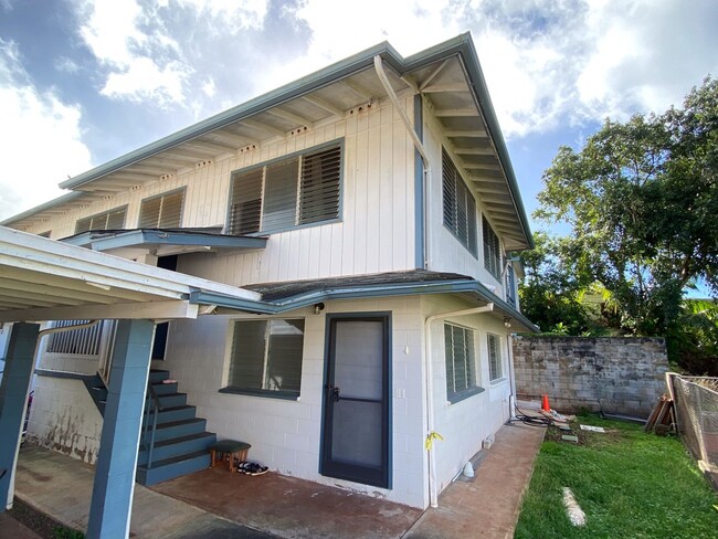 Building Photo - For Rent - [Pacific Palisades] 2345B Anini...
