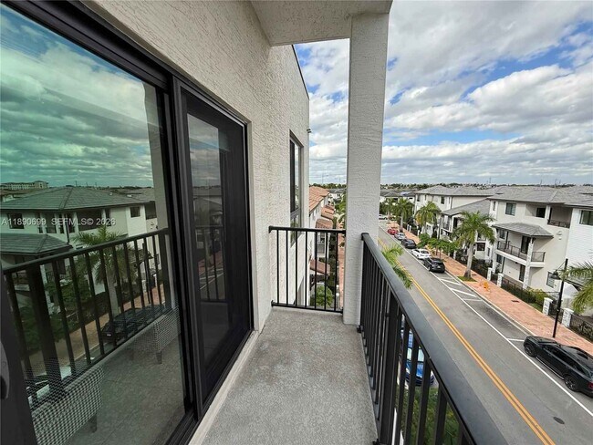 Building Photo - 8301 NW 41st St