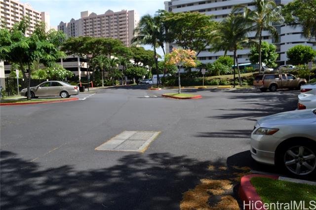 Building Photo - 3009 Ala Makahala Pl