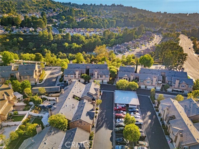 Building Photo - 922 S Country Glen Way