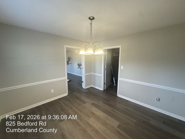 Building Photo - 825 Bedford Rd