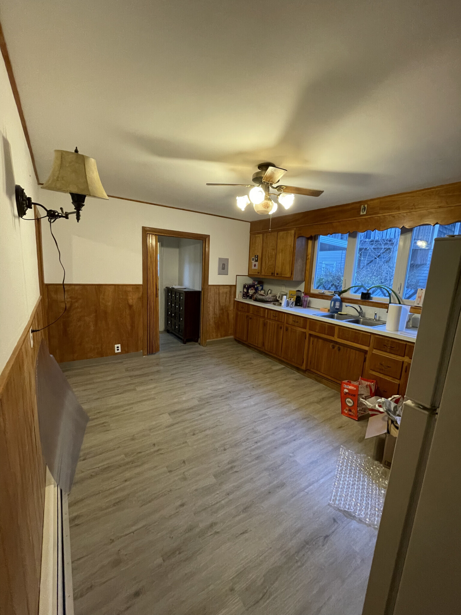 Building Photo - 161 Otis St