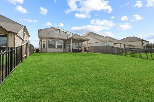 Building Photo - 24914 Adami Veduta Ct