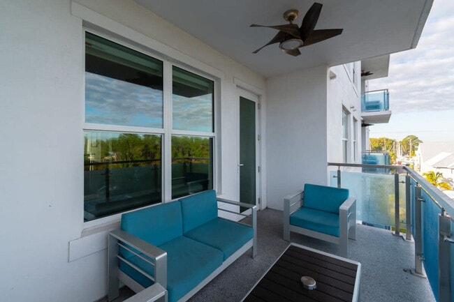 Building Photo - 202 Ivory Coral Ln