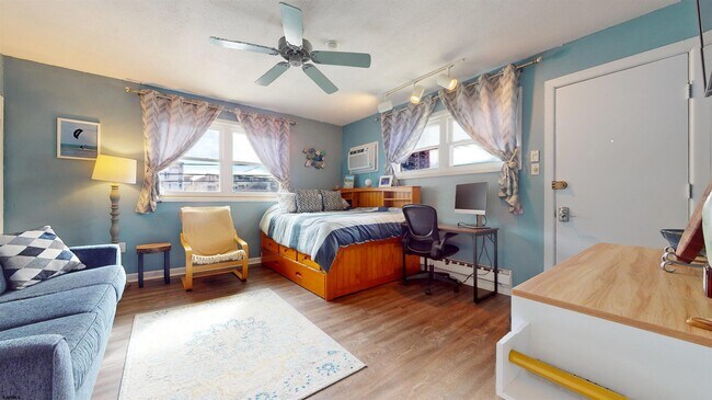 Building Photo - 9507 Pacific Ave