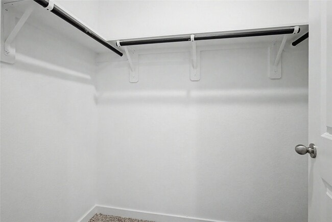 Building Photo - 2629 McHenry Lndg Ln