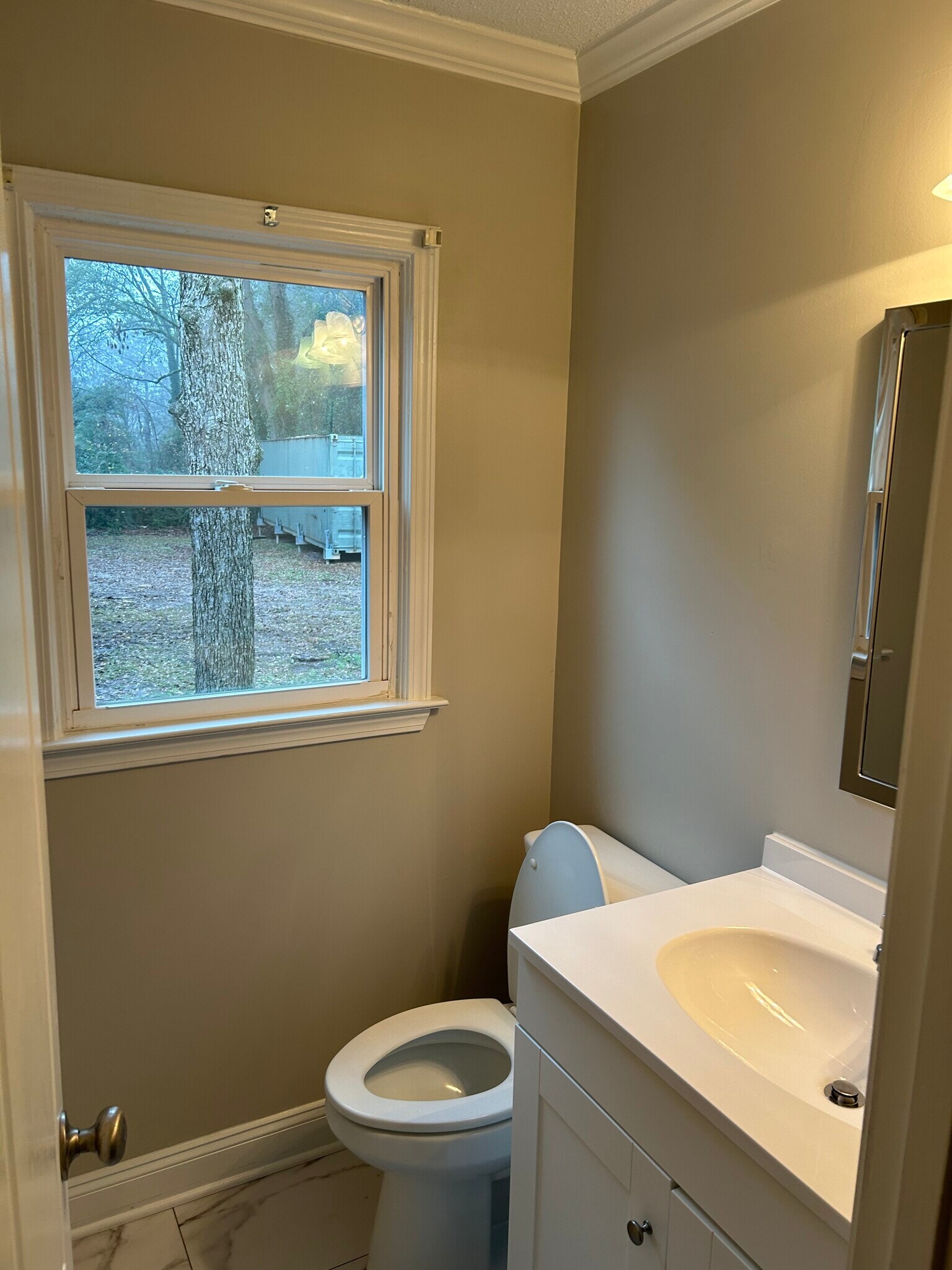 Building Photo - 272 Buena Vista Ct