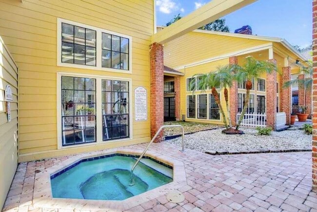 Building Photo - 8643 Mallard Reserve Dr
