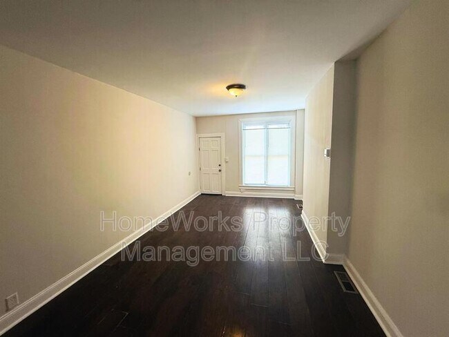 Building Photo - 5 S Conkling St