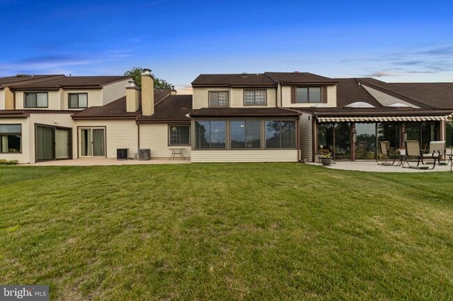 Building Photo - 39 N Turnberry Dr