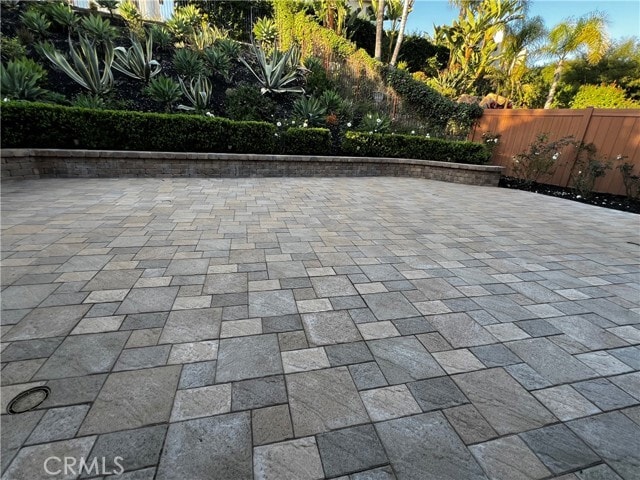 Building Photo - 19 Bronco St