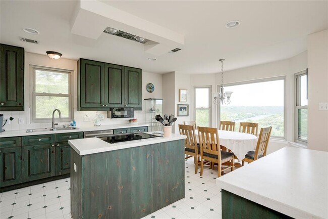 Building Photo - 14101 Red Feather Trail