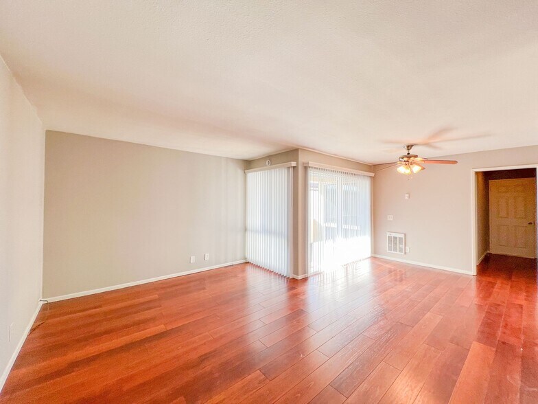 Building Photo - 4229 Dana Rd