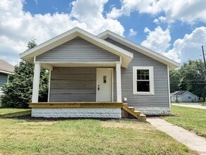 Building Photo - 1900 N Market St