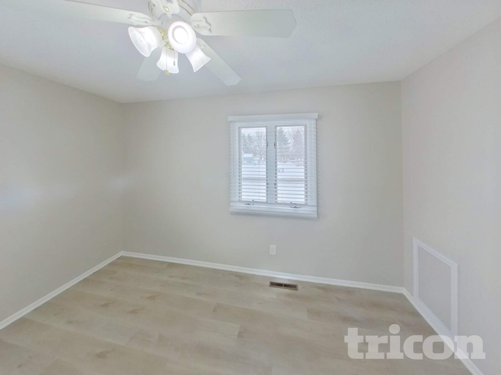 Building Photo - 6737 Upper 162nd St W