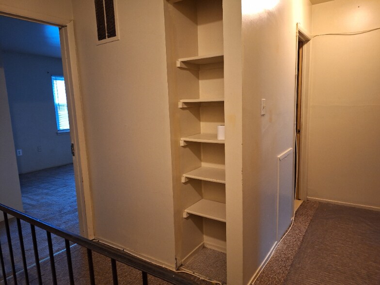 Building Photo - 7705 Swan Terrace
