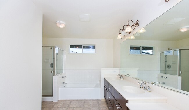 Building Photo - Mililani Mauka - 4bdrm/3bath with attached garage Single Family Home